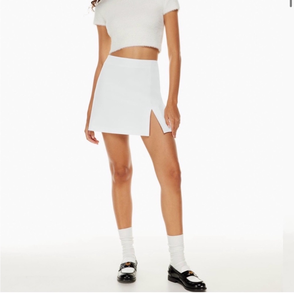 Sunday Best | Aritzia Tatiana Skirt